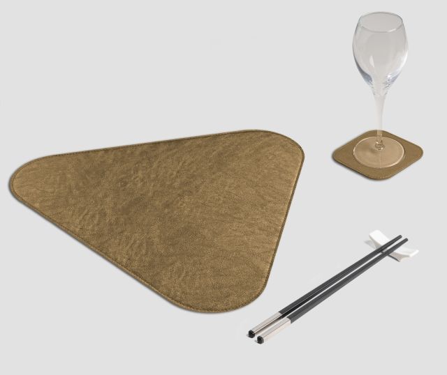 Tovaglietta Triangolo Metal oro